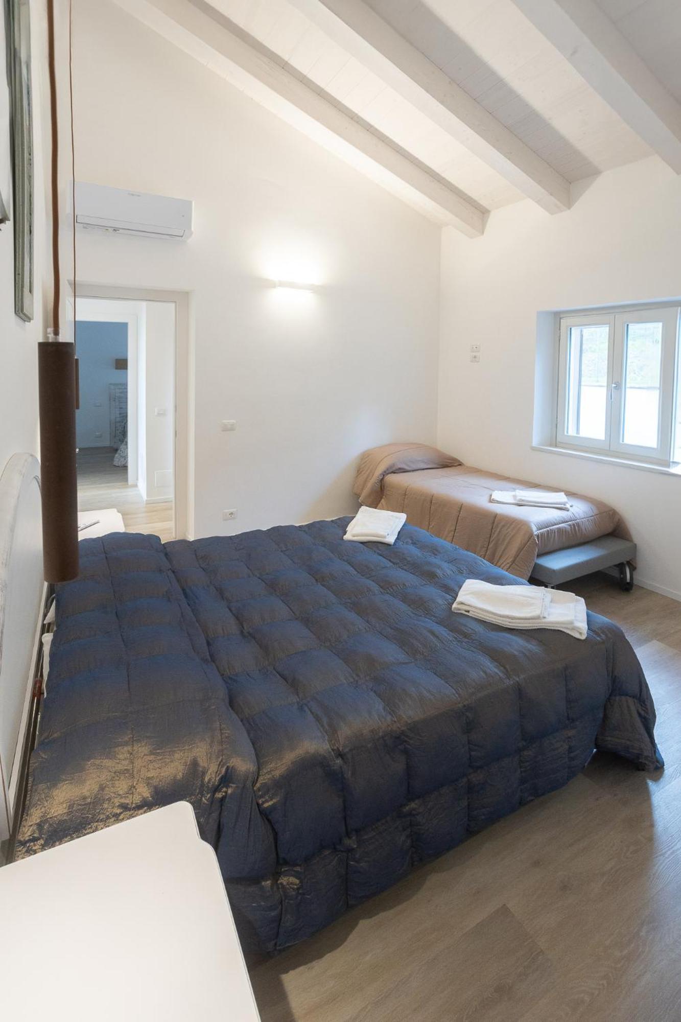 Lombardi Rita - Colle S. Martino Apartment Assisi Bagian luar foto